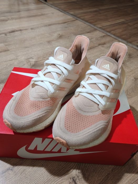 Adidași ultra boost 21