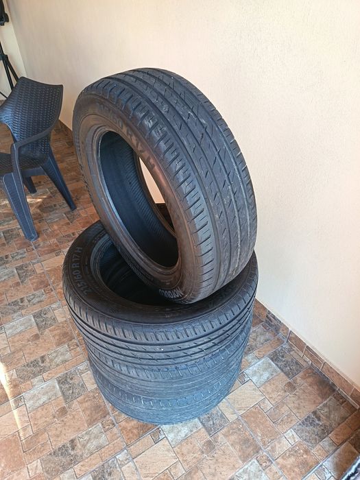 Cauciucuri 215 60 R17