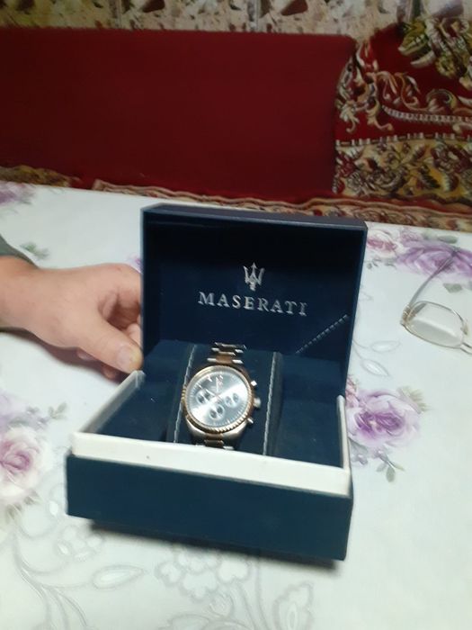 Vând Ceas Maserati