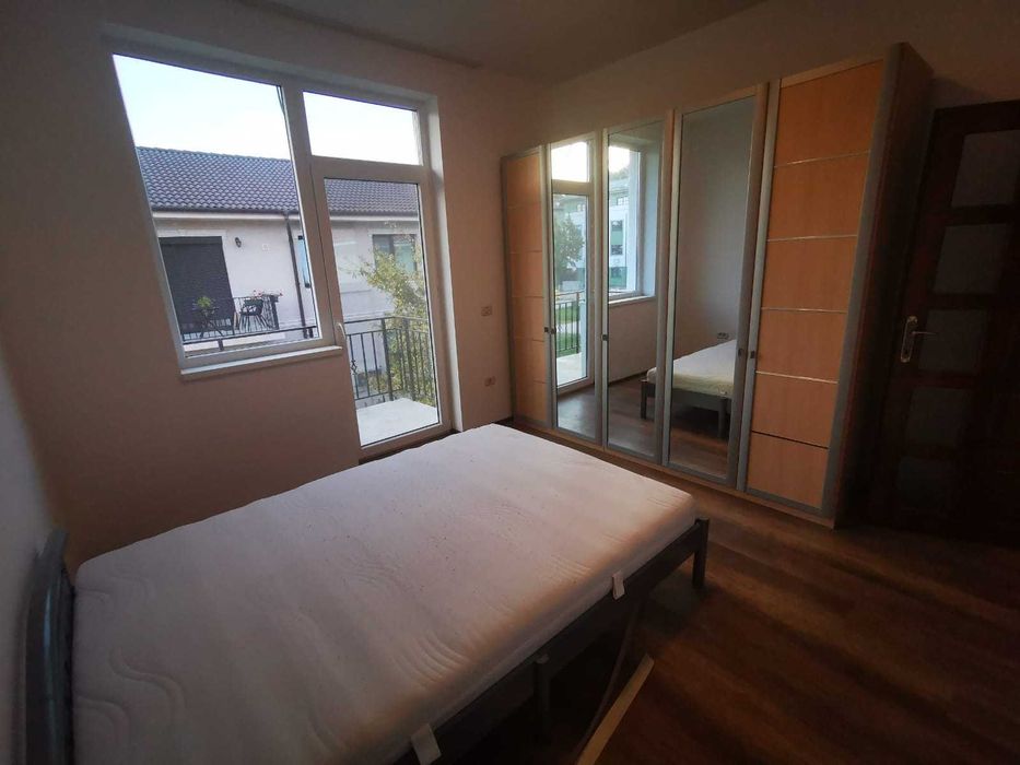 Proprietar inchiriez apartament 2 camere bloc nou