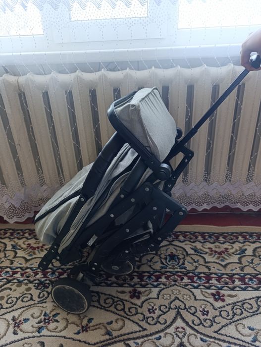 Продам детскую коляску