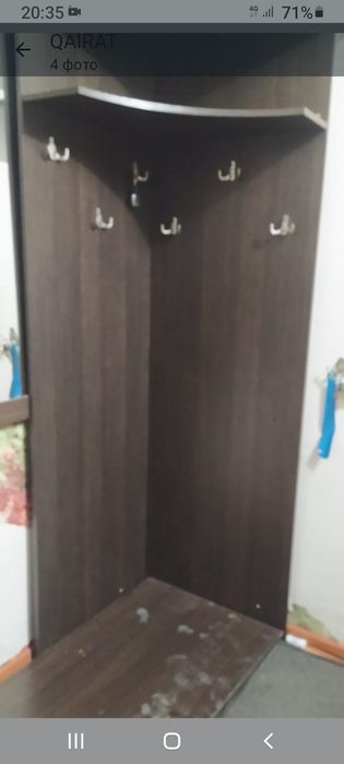 Продаю  прихожую  угловая размер высота 2.0 м. Ширира 0,60×0.65.