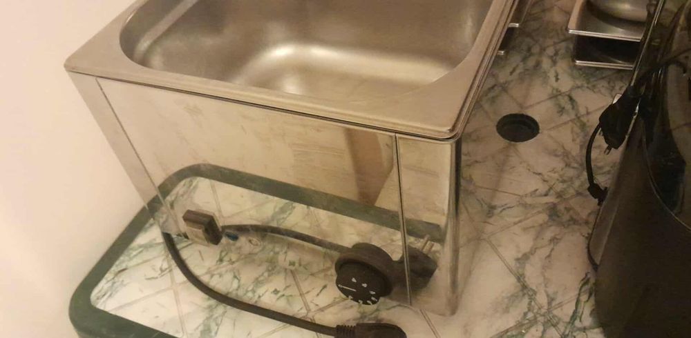 Топло бен мари за 2 големи или 4 малки тави