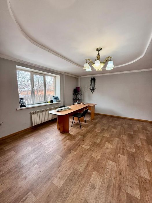 Отдельно стоящее здание р-н Пристани