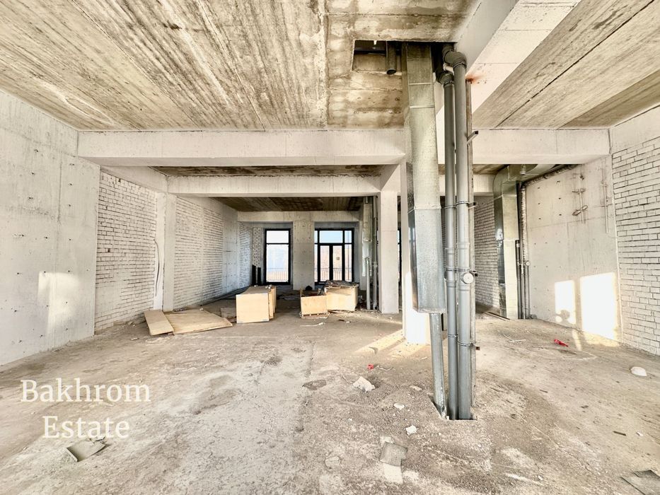 Офис • 202 м² • 4,2 метра до потолка • Юнусабад-12, до метро 100 шагов