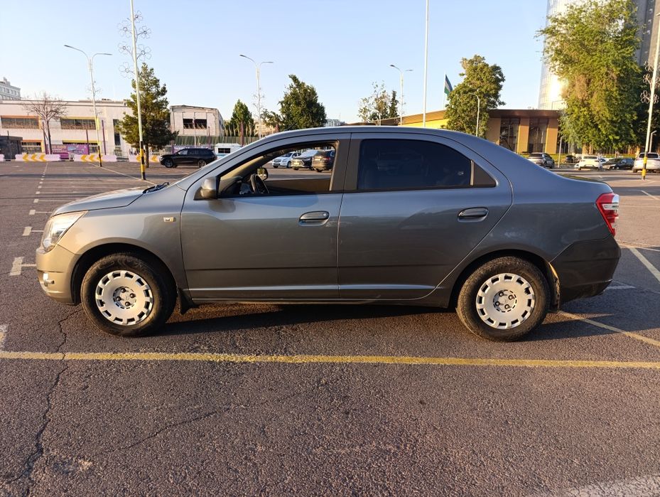 Продается Chevrolet Cobalt AT, 2015г