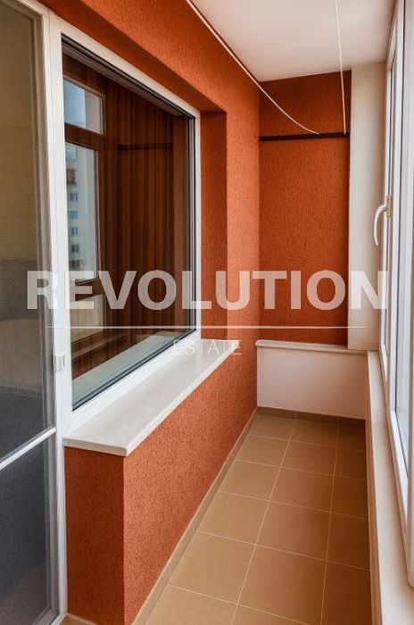 Дава се под наем Двустаен апартамент в Варна, Цветен квартал - 65 кв.м за 450 € - Снимка #6