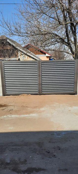 Vând porți și garduri