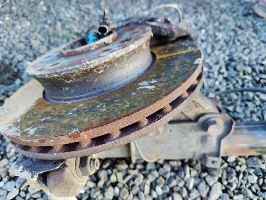 Punte/fuzeta/disc frana/etrier frana Mercedes sprinter 2015