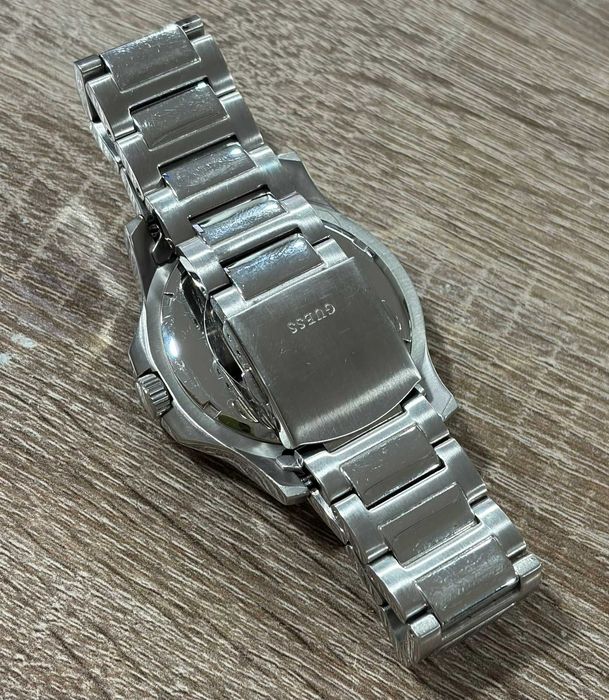 Мъжки часовник Guess W11617G1