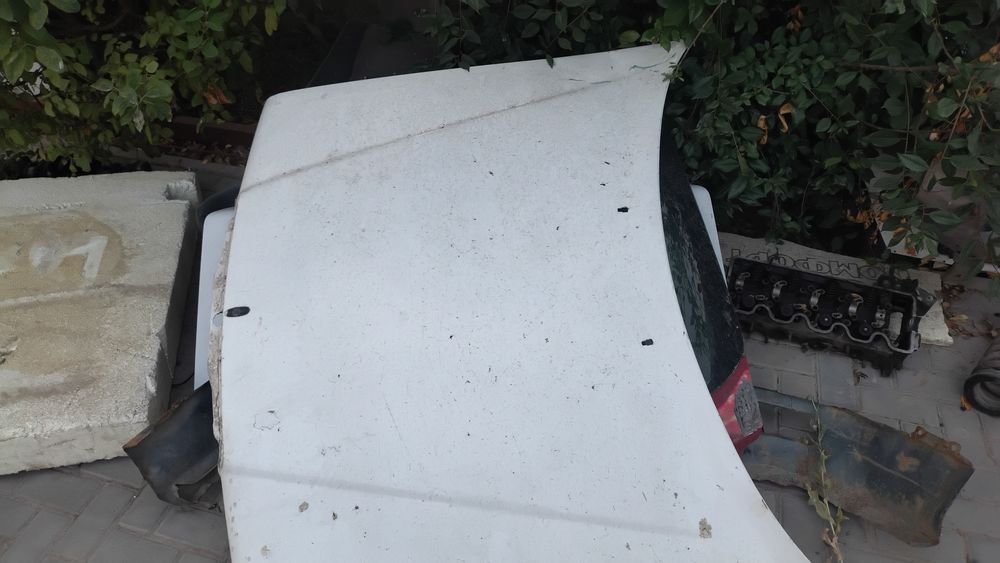 W124 Мерседес разбор