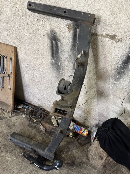 Теглич за Ауди А4 Б6