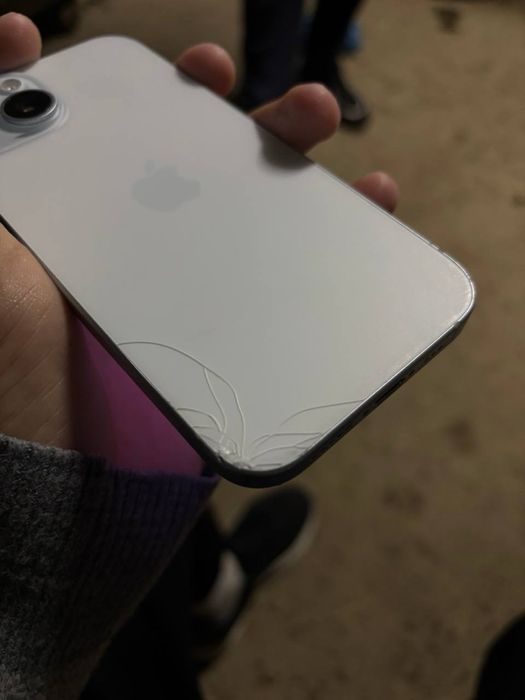 iphone 15 в отличном состаяни