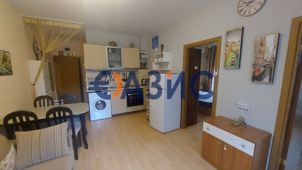 Продава се Тристаен апартамент в к.к. Слънчев бряг - 70 кв.м за 445 €/кв.м - Снимка #13