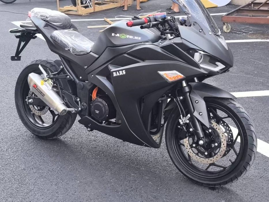 Электробайк Yamaha R3
