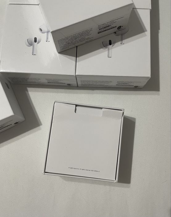 Apple AirPods Pro  (2nd generation)