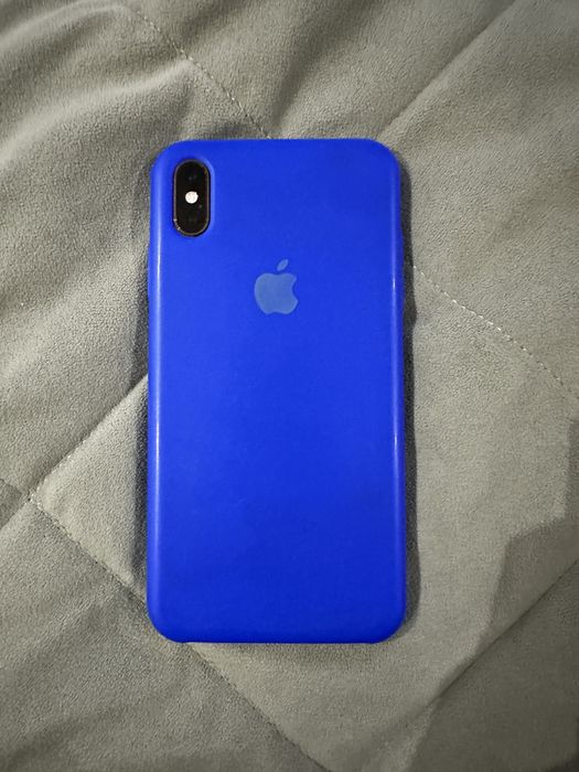 Телефон IPhone Xs max
