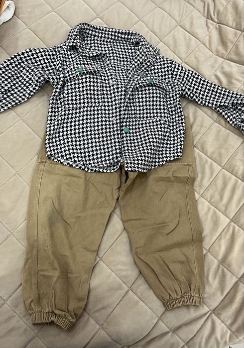 Продам костюмы на мальчика