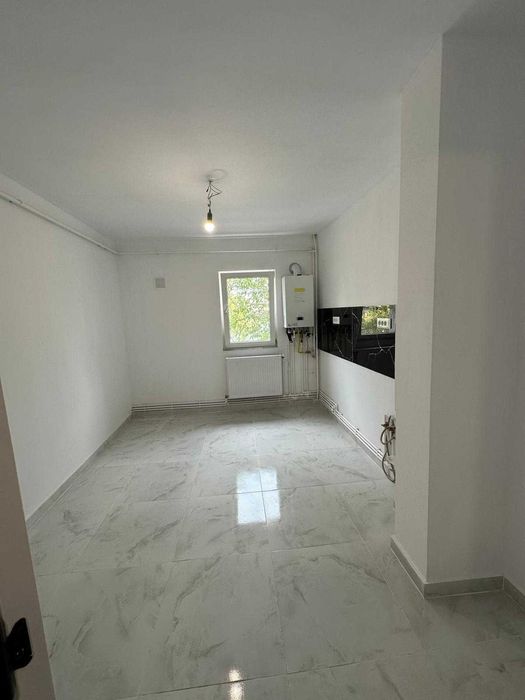 Apartament 4 camere Dacia etaj 1