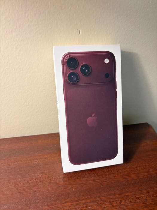 iPhone 18 Pro Max 256Gb - Burgundy