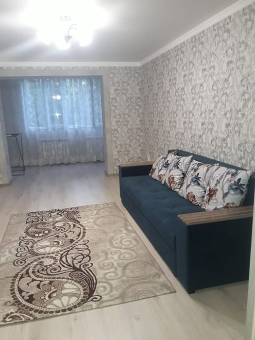 Поклейка обоев.Отделка.Электрика.