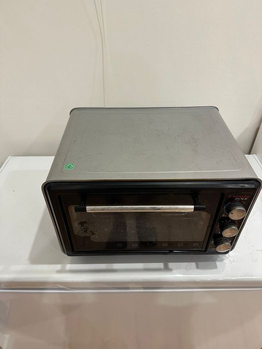 Продам духовку Асель