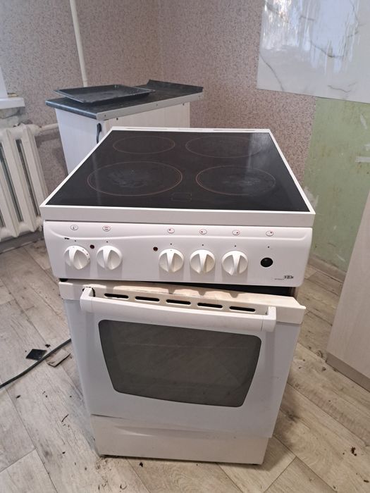 Продам электроплиту