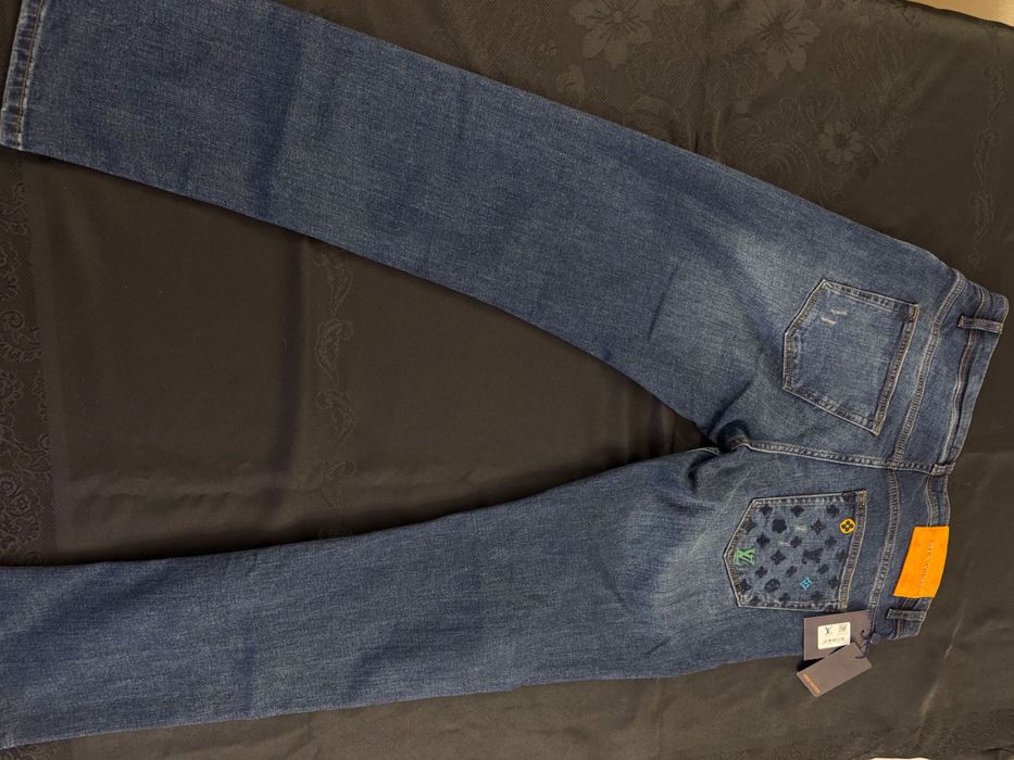 Намаление:Louis Vuitton-Чисто нови оригинални мъжки дънки М размер