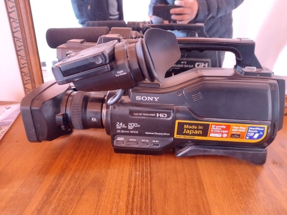 Sony2500 qamera sotiladi