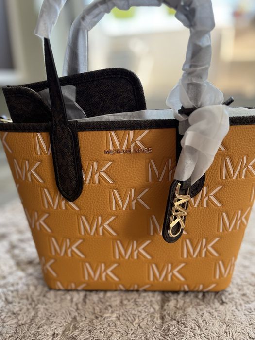 Оригинални чанти Michael Kors