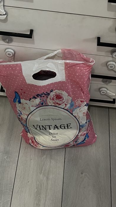 Тегін әйел киімдері