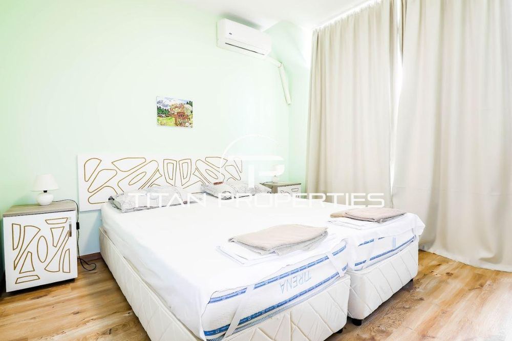 Дава се под наем Двустаен апартамент в Варна, Център - 70 кв.м за 500 € - Снимка #4