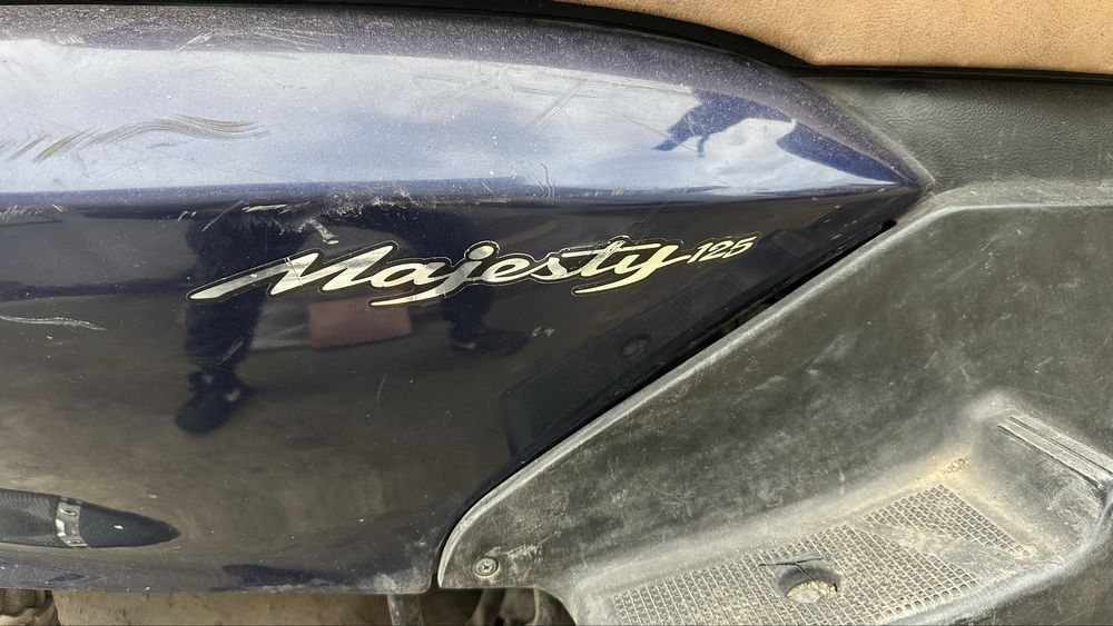 Скутер Yamaha Majesty 125 кубика