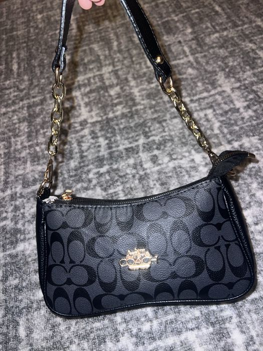 Чанта Coach 33€