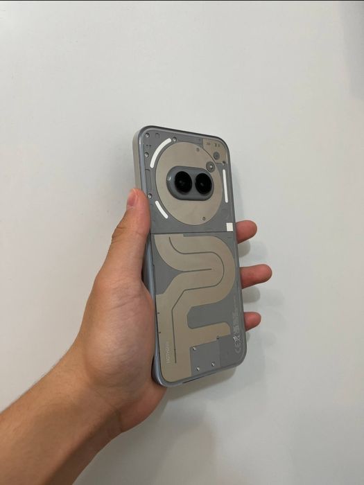 Nothing Phone 2a Plus (12/256ГБ, АКБ - 94%)