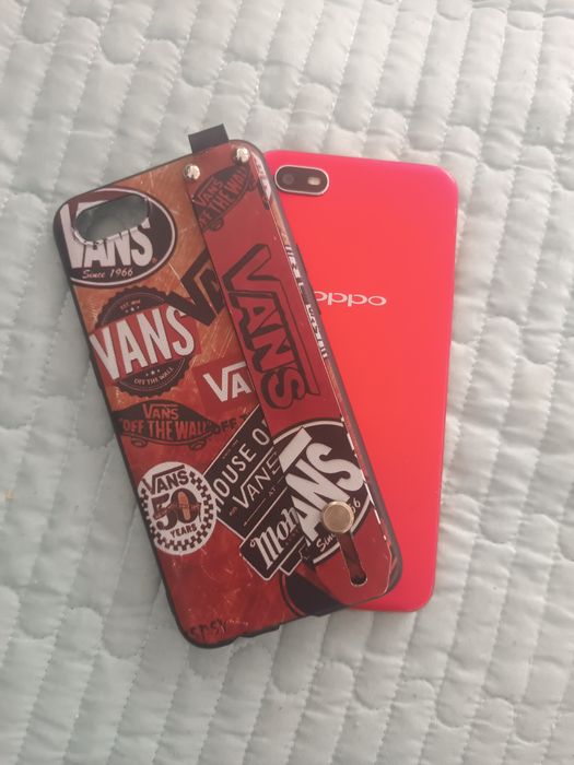 OPPO A1k  продам срочно подарок чехол