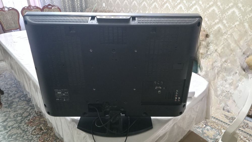 Sony BRAVIA / 32 дюйма (81 см)