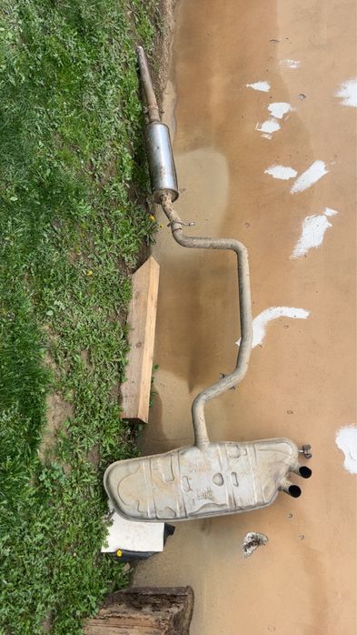 Vând catalizator cu toba