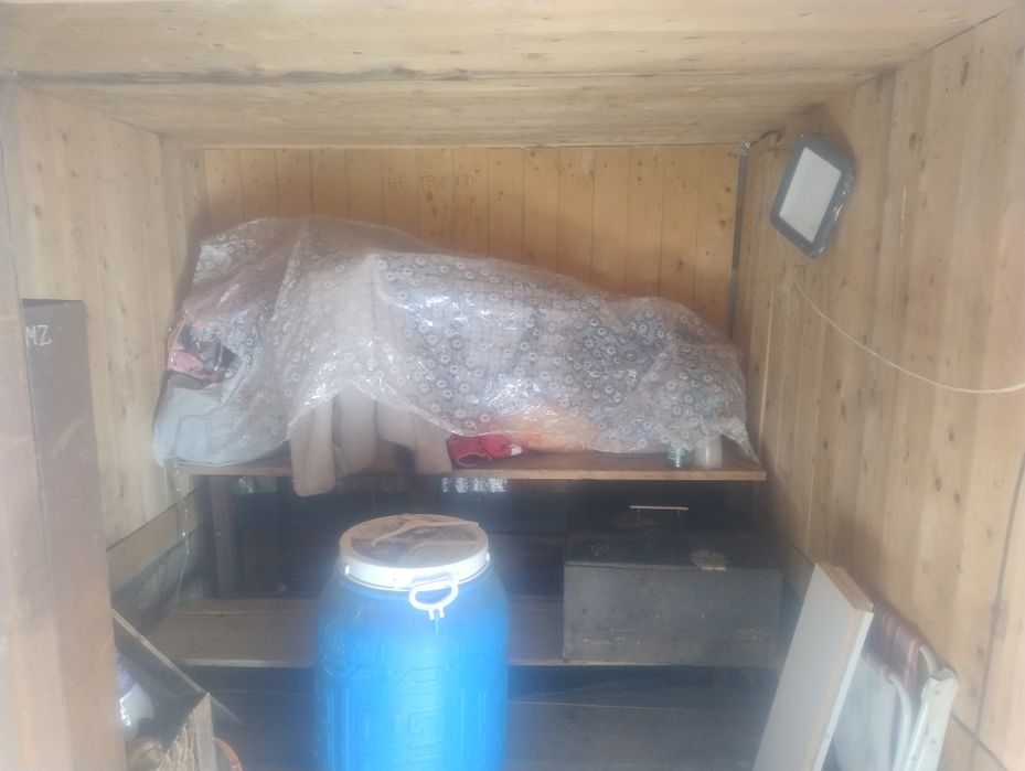 Продам баню размер 6 на 2.5м.