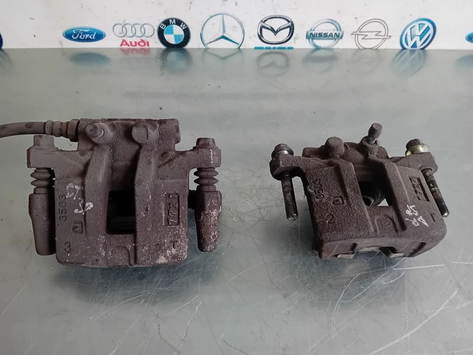 Etrieri Etrier Stanga Dreapta Spate Dodge Caliber 2006-2012