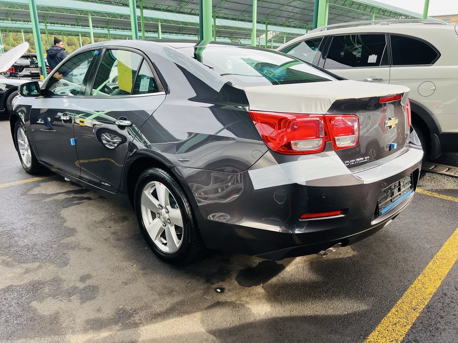 Малибу 2-позиция год 2013 пробег 52.000км