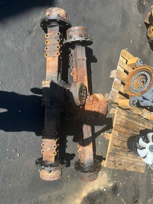 Axa (pereche) ZF AP-R720