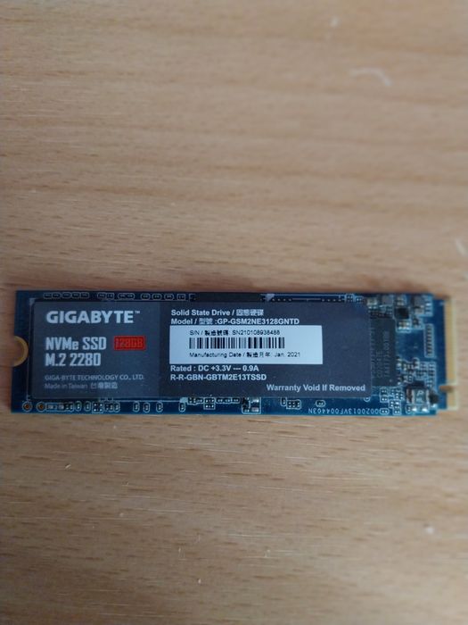 SSD , M2 , 180 GB cu WIndous 11 pe el
