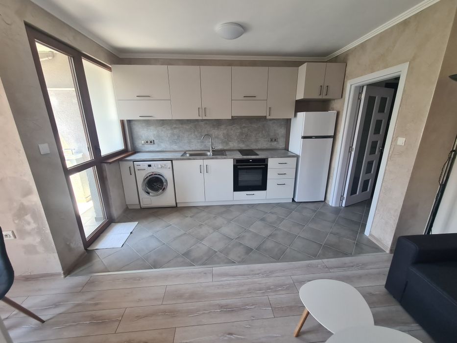 Дава се под наем Двустаен апартамент в Пловдив, Кючук Париж - 65 кв.м за 459 € - Снимка #3