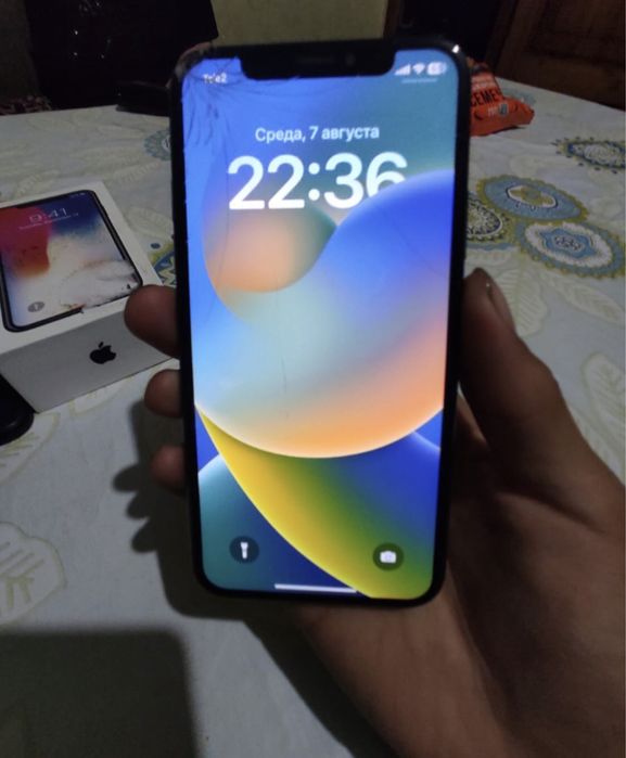 Айфон X ,  60к торг