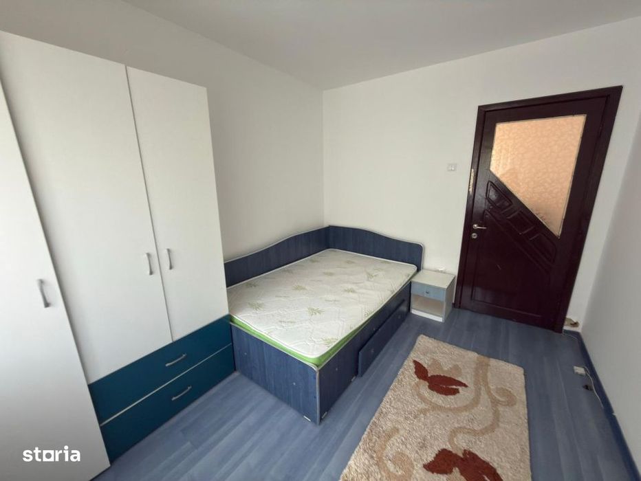 Apartament cu 3 camere, 62 mp, zona Republicii