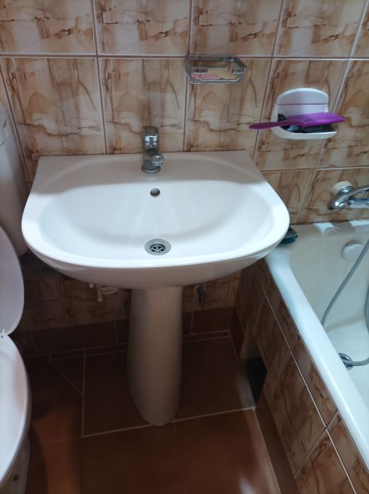 Chiuveta cu picior