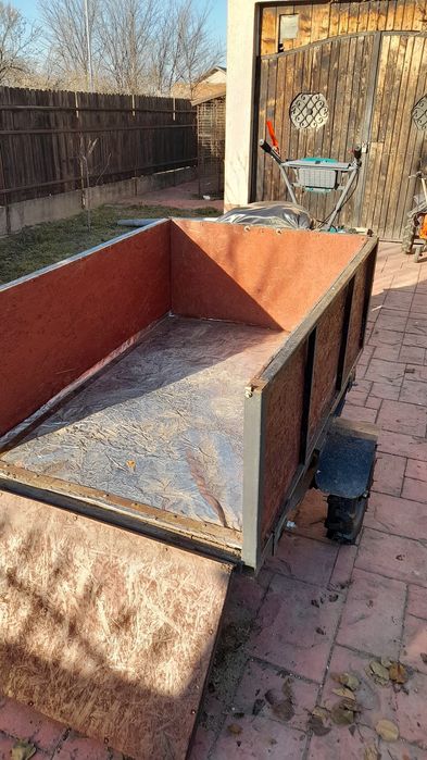 Motocultor cu remorca,freza,roti cauciuc,plug,prasitoare