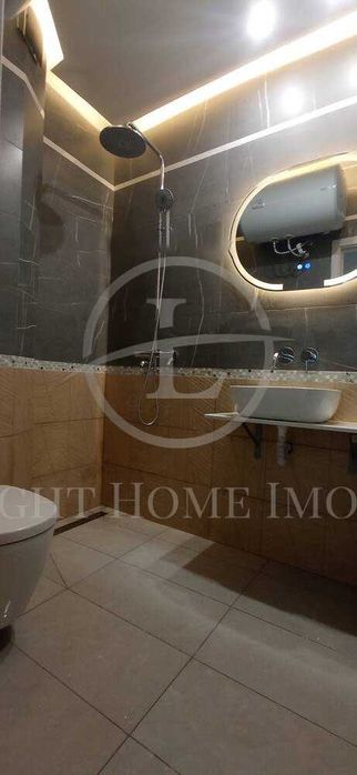 Продава се Двустаен апартамент в Пловдив, Кючук Париж - 60 кв.м за 1173 €/кв.м - Снимка #8
