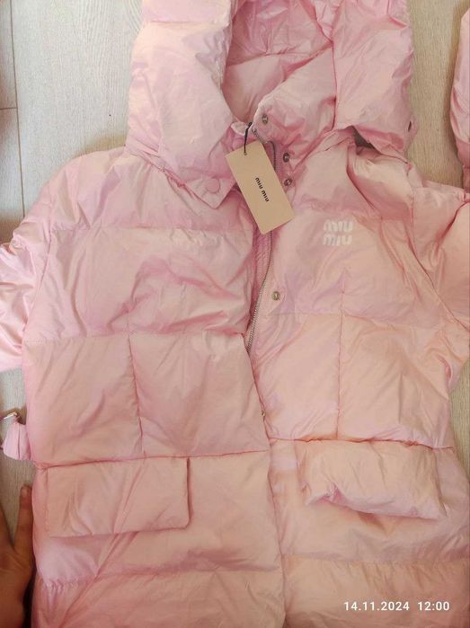 куртка новая на девочку